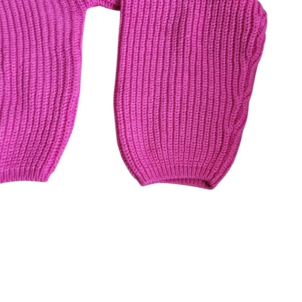 H&M Divided Hot Pink Cropped Mock Neck Ribbed‎ Knit Sweater Medium 109